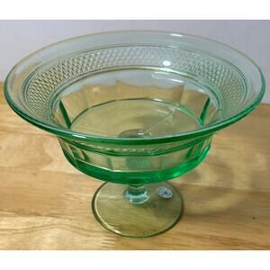 Dalzell Viking Mt. Vernon Green Glass Footed Compote 7.5"x5.5"